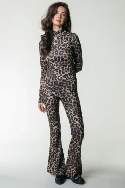 Hot Leopard Peached Flare | Warm Brown Broeken